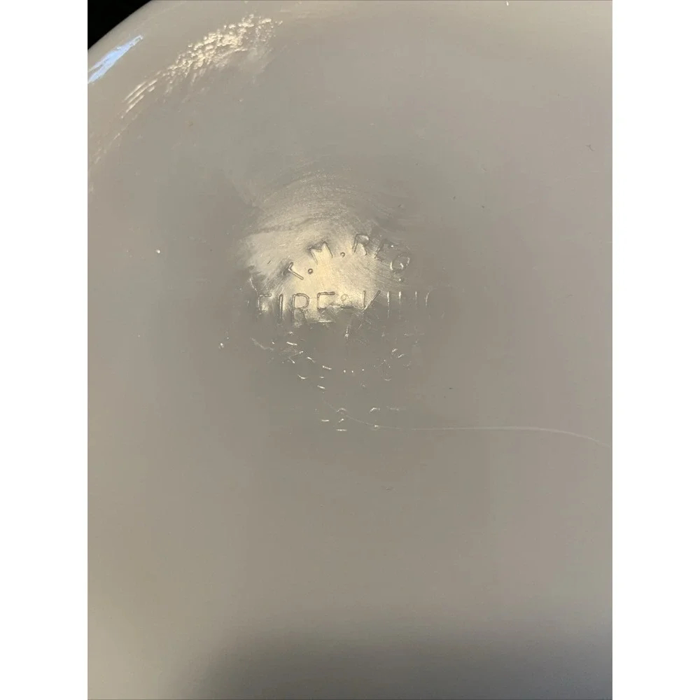 Vintage‎ Fire King Fruit Glass 1 1/2 Qt. Casserole Dish - Picture 5 of 5